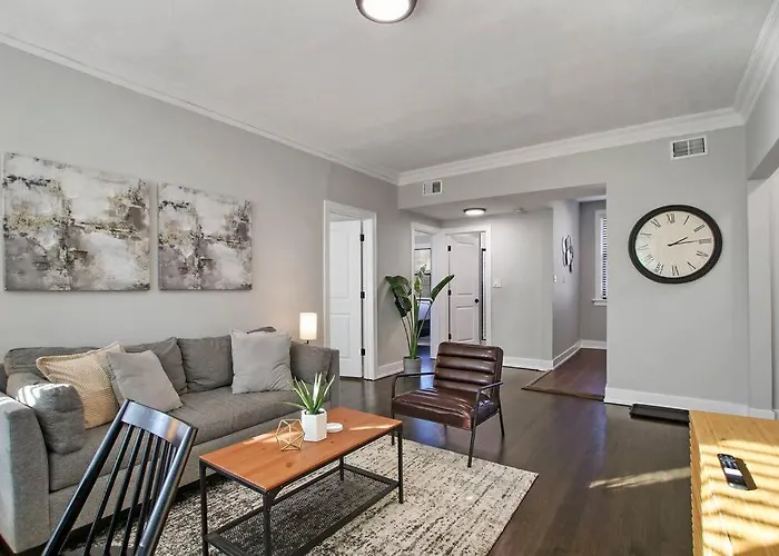 Comfortable 2br - Sunnyside 2f *