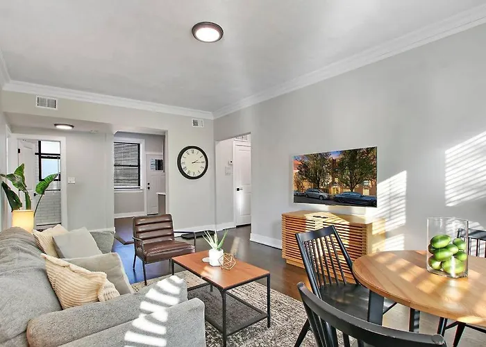 Comfortable 2br - Sunnyside 2f Apartment *